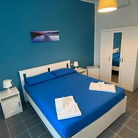 Bed & Breakfast A 100 Passi Dal Mare 3*