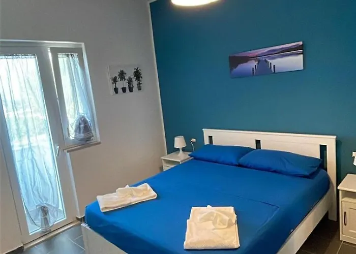 A 100 Passi Dal Mare Bed & Breakfast