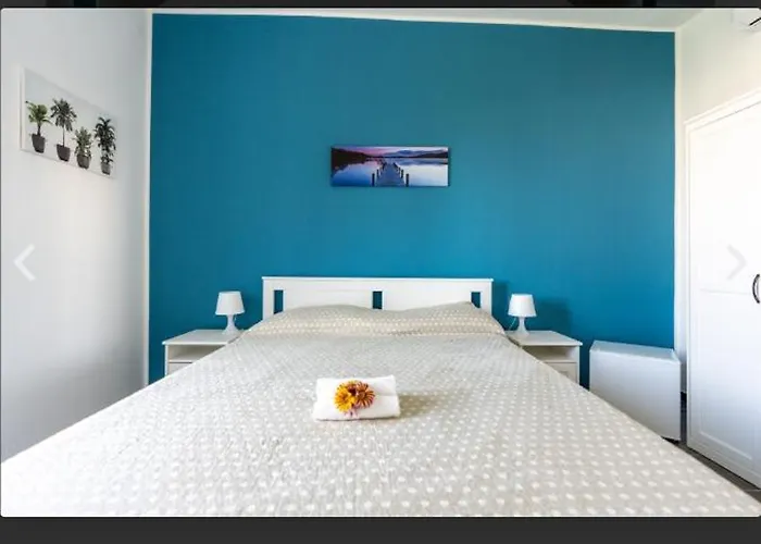 Bed & Breakfast A 100 Passi Dal Mare 3*