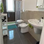 A 100 Passi Dal Mare לינה וארוחת בוקר בארי