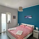 A 100 Passi Dal Mare בארי